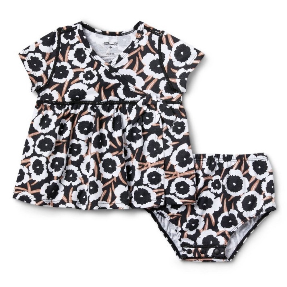Baby Adaptive Short Sleeve Neutral
Poppy Faux Wrap Dress - DVF for Target
0-3M